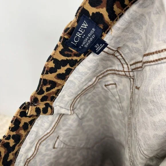 J.CREW 9" High Rise Skinny Jeans Size 32 Waist Exposed Button Fly Leopard Print - Picture 14 of 15